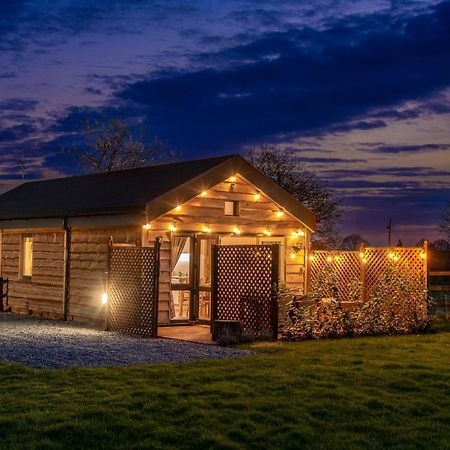 Montana Log Cabin - Ockeridge Rural Retreats Wichenford Zewnętrze zdjęcie