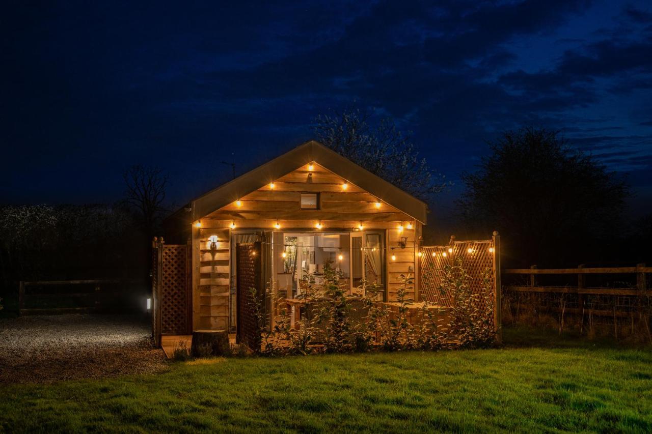 Montana Log Cabin - Ockeridge Rural Retreats Wichenford Zewnętrze zdjęcie